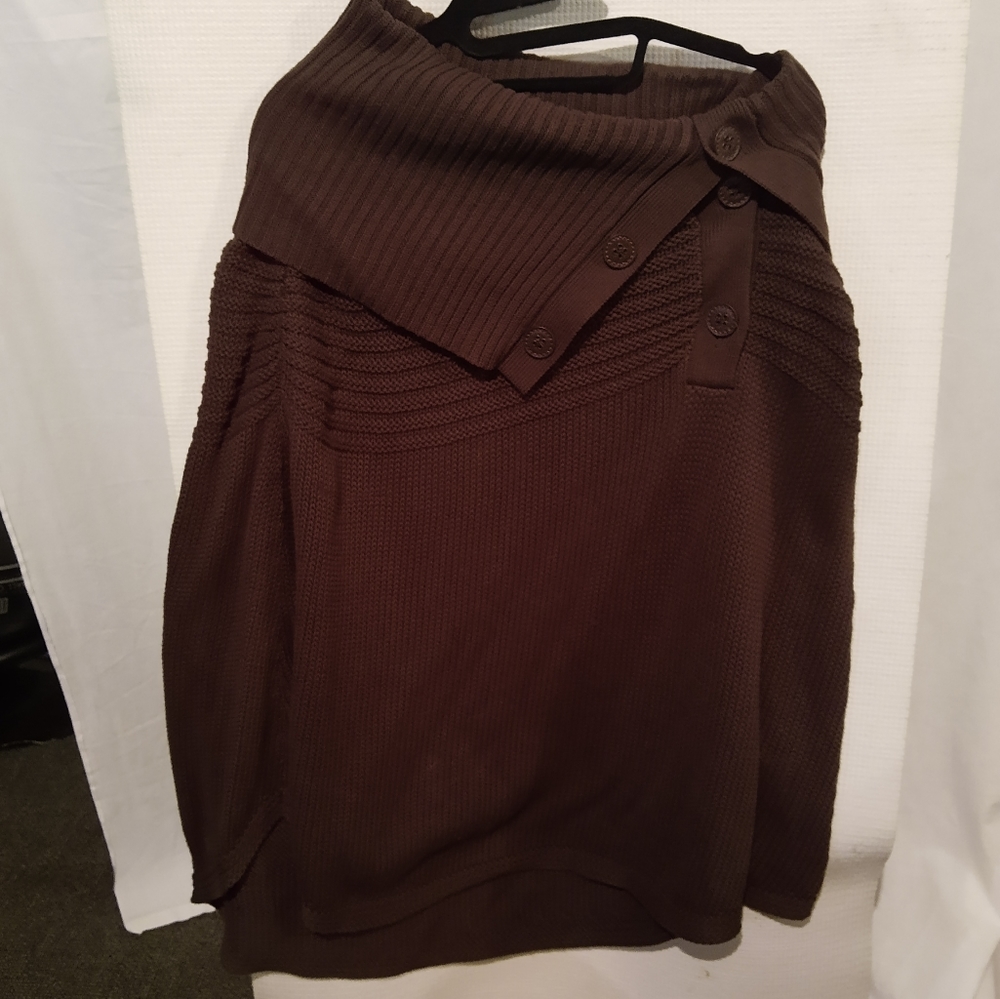 Brown sweater poncho